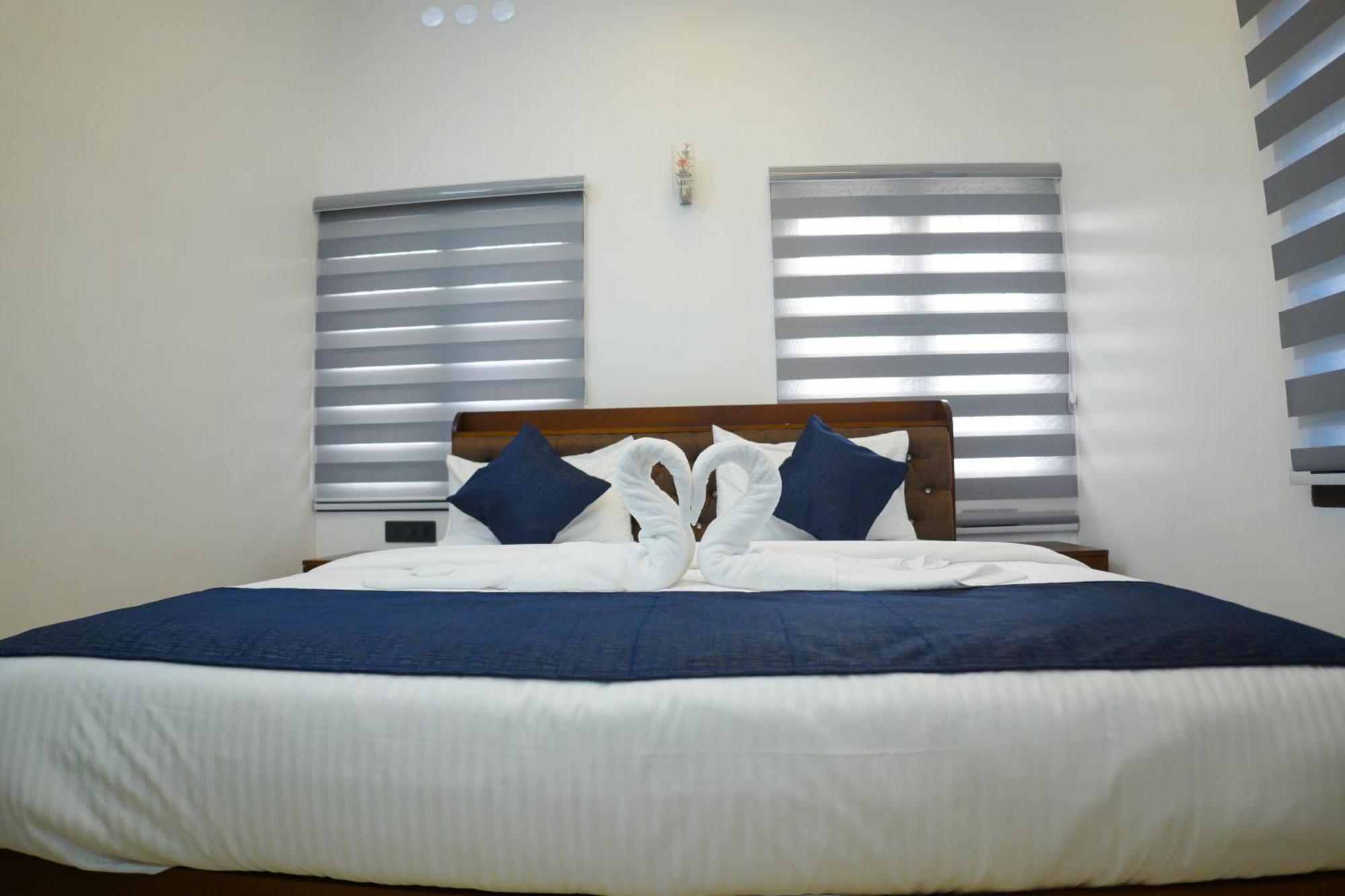 Teak And Lake Homestay Thekkady Eksteriør bilde