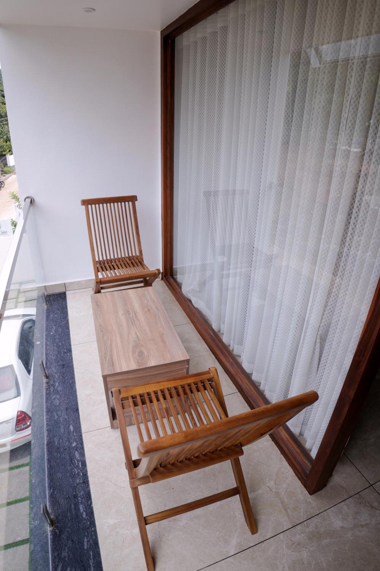 Teak And Lake Homestay Thekkady Eksteriør bilde
